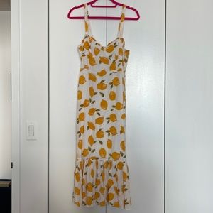 White and yellow lemon dress 🍋